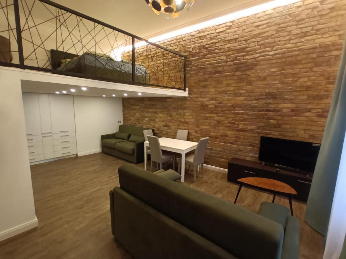 Duna River Shining Apartments Budapest Esterno foto